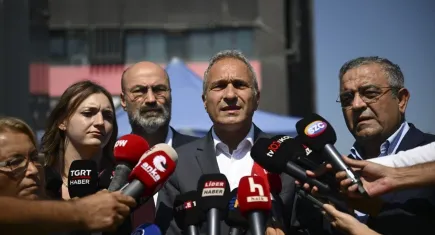 Suat Özçağdaş’tan sürpriz karar: CHP İstanbul İl Başkanlığı Bahçelievler’e taşınıyor