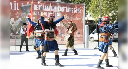 Bergama’da kurtuluş coşkusu 