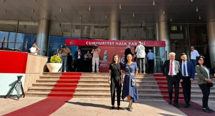 Efes Selçuk Belediye Başkanı Sengel’den Dünya Demokrasi Günü’nde çarpıcı açıklama: Bugün demokrasi yargı önündeydi