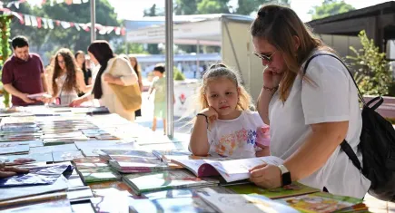 Bornova’da 6. Kitap Günleri başlıyor: 765 bin kitap, 438 yazar, kültür dolu 10 gün
