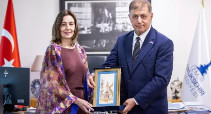 Arjantin Başkonsolosu Vivas, Başkan Tugay’ı ziyaret etti