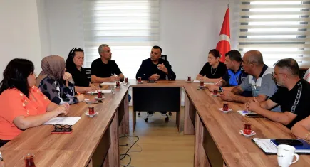 Bornova’da Bölgesel Muhtarlar Toplantıları devam ediyor