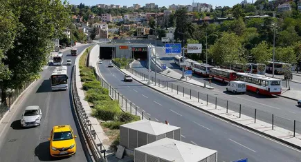 İzmirliler dikkat:  9 Eylül Maratonu nedeniyle bazı yollar trafiğe kapatılacak 