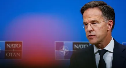 NATO’dan kritik uyarı: Rus uçakları gerekirse düşürülebilir
