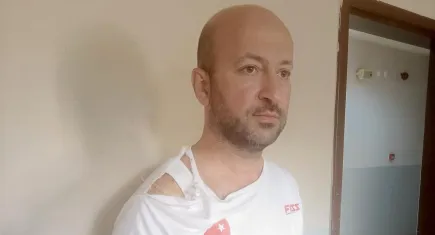 Eski karısına velayet davası açmıştı: Çocuğunu görmeye gittiğinde eski eşi ve yakınlarının saldırısına uğradı