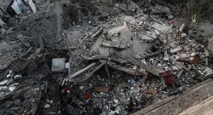 İsrail’in kıyımı devam ediyor: 30 Filistinli daha can verdi! 