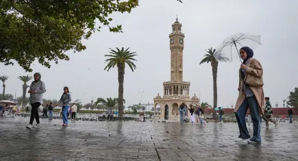 İzmir 121 gün sonra yağmura kavuştu