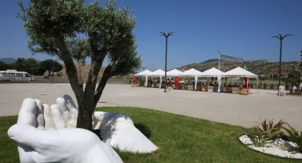 Efes Selçuk’ta her pazar doğal ürün şöleni: Üretici pazarı açılıyor!