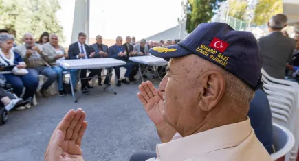 Başkan Tugay gazilerle bir araya geldi