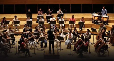 İzmir Oda Orkestrası yeni sezonu görkemli bir konserle açıyor