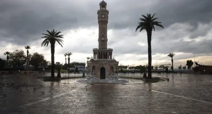 İzmir’de sağanak alarmı: İZSU 390 personel ile kritik noktalarda teyakkuzda