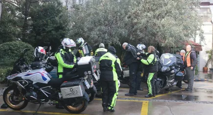 Avrupalı motosikletçiler Türkiye turuna Foça’dan başladı