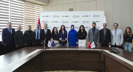 Manisa Celal Bayar Üniversitesinde çatı güneş enerjisi santrali projesi