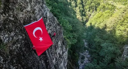 Uludağ’da JAK Timleri tatbikatlarla görev hazırlığını sürdürüyor