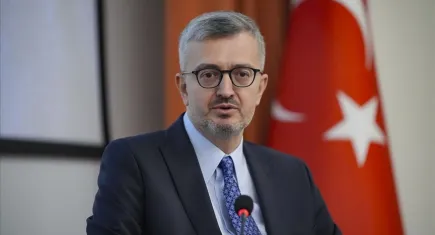 Burhanettin Duran’dan İsrail’e sert tepki: “Uluslararası sularda haydutluk!”