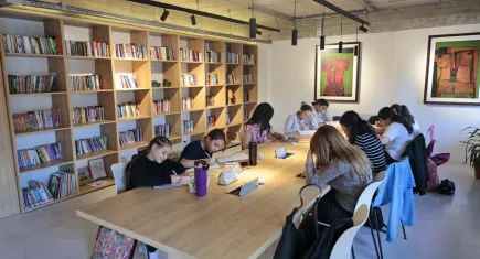 Konak’ta gençlerin yeni durağı: Cumhuriyet Kütüphaneleri