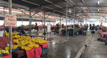 Mersin’de pazar esnafına müşteriye kötü muamele cezası: Tezgah 15 gün kapatıldı