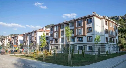 TOKİ’nin yüzde 25 indirim kampanyasına rekor ilgi! Binlerce vatandaş tapusuna kavuştu