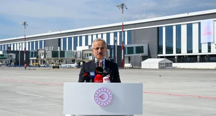 Türkiye havada rekor kırdı! 2025’in ilk 9 ayında 187 milyon yolcu hava yolunu tercih etti