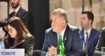 Bakan Bak, Malta’daki konferansta Gazze ateşkesine destek verdi
