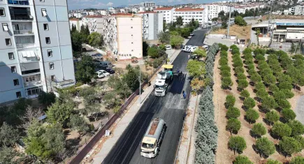 Buca’da asfalt seferberliği: 19 kilometrelik yol yenilenilendi