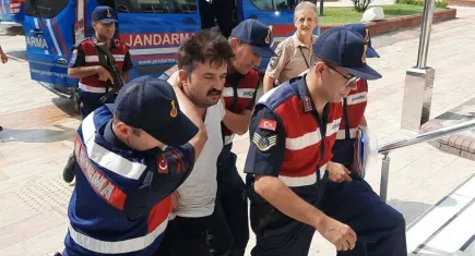 Eşini bıçaklayarak öldürmüştü: Akıl sağlığı raporu sonrası tahliye edildi