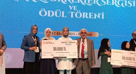 İzmir’den büyük gurur! İmam Hatip Lisesi Türkiye birincisi oldu