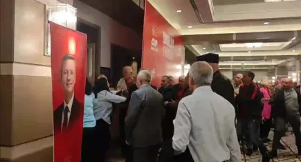 CHP kongresinde kavga: 2 partili yaralandı