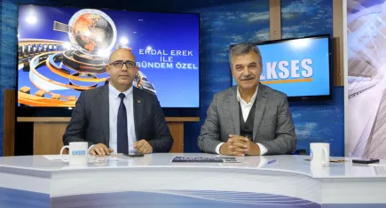 Bilgiç’ten CHP kongresine yönelik açıklama: İzmir’de bu düşünce ile CHP belediyeleri alamaz