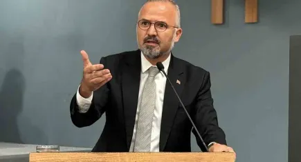 Yıldız’dan Foça’daki sel için birlik mesajı: Kültürümüzde felaketin siyaseti olmaz