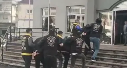Tire'de iş yerine silahlı saldırı