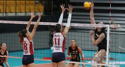 Kaf-Kaf kazandı, Altınordu VakıfBank’a direnemedi
