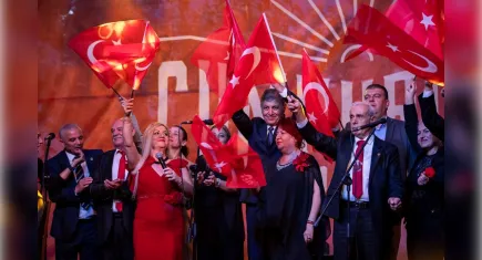 İzmir Büyükşehir Belediyesi 29 Ekim Coşkusunu Belevi’de Yaşattı