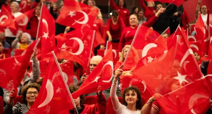 Güzelbahçe’de cumhuriyet coşkusu 