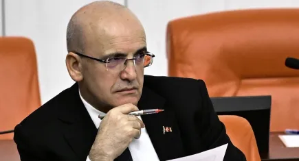Bakan Şimşek'ten Cari Denge Hedefi İçin Kritik Mesaj: Turizm ve ihracatta rekorlara dikkati çekti!