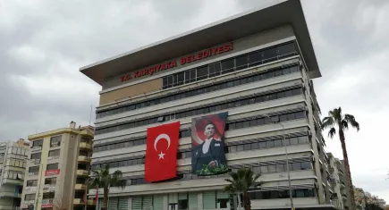 Bostanlı Tekstil Günleri açılışı protesto nedeniyle ertelendi