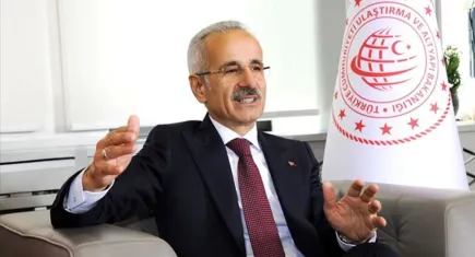 Dijital bilet devrimi: Türkiye'de 3 bin ağacın kesilmesi nasıl önledi? Bakan Uraloğlu açıkladı!
