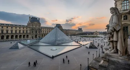 Louvre'da tarihi soygun sonrası büyük güvenlik revizyonu: 20 yıllık ihmal bitti!