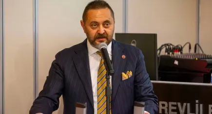 AK Parti’den Karşıyaka Belediyesi’ne ‘Bostanlı Pazarı’ tepkisi