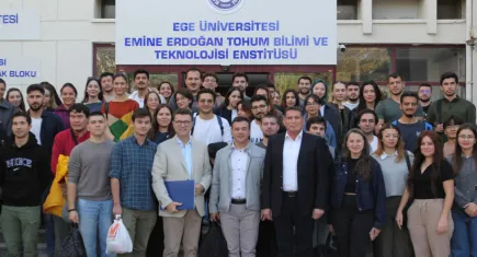 Ege Üniversitesi’nde ‘Atatürk ve Türk Tarımı’ konferansı