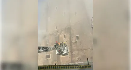 Tarihi Torre dei Conti Kulesinde kısmi çökme: 4 yaralı