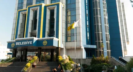 Buca’da ruhsatsız işletmeler alarm veriyor: 10 bin işyerinden fazlası resmî kayıtlarda yok