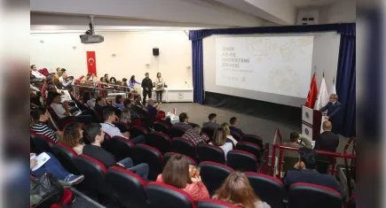Dokuz Eylül Üniversitesi’nden İzmir Ar-Ge Ekosistemi Zirvesi
