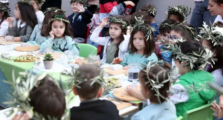 Aliağa’da 6. Geleneksel Zeytin Kırma Şenliği 