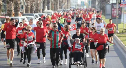 Karşıyaka’da Ata’dan Ana’ya Saygı Koşusu başlıyor