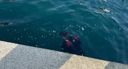 Beykoz’da balık tutan kişiler denizde erkek cesedi buldu