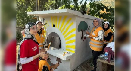Birgi’de gençlerden gönüllülük dayanışması
