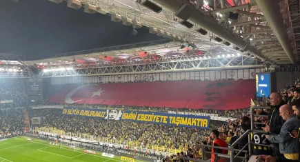 Fenerbahçe’de 10 Kasım’da Atatürk’e Özel Pankart
