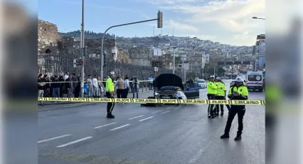 İzmir’de seyir halindeki araca silahlı saldırı: 3 şüpheli tutuklandı