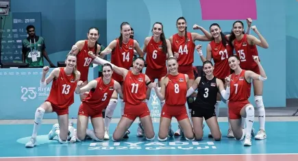 Kadın Voleybol Milli Takımımız 6. İslami Dayanışma Oyunları’nda 3’te 3 Yaptı